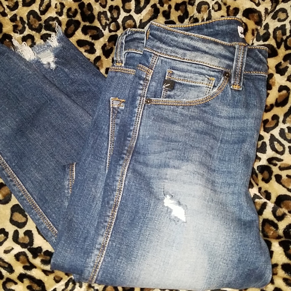 KanCan button fly skinny sz 24